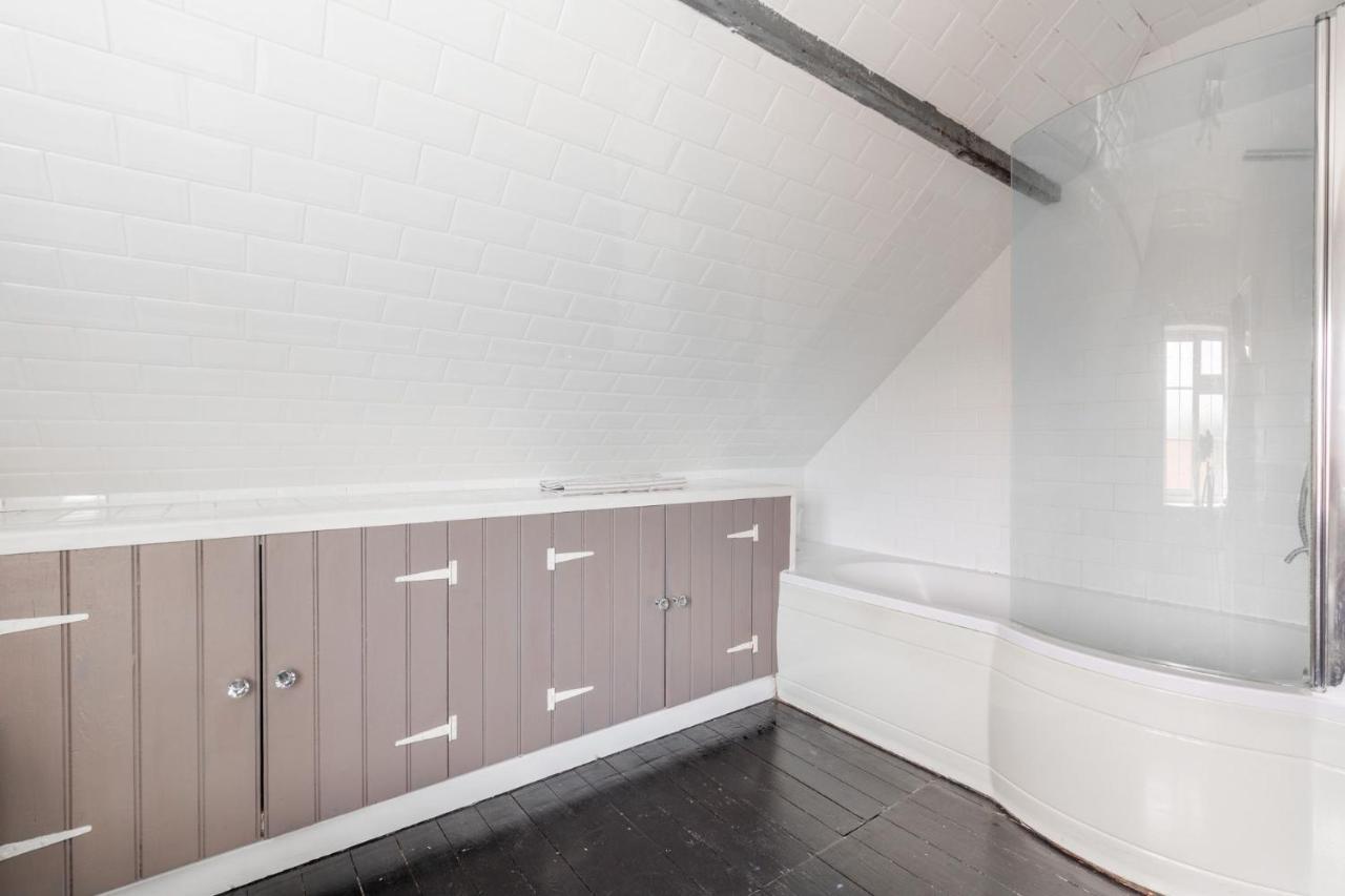 Host & Stay - Church Lane Cottage Filby Buitenkant foto